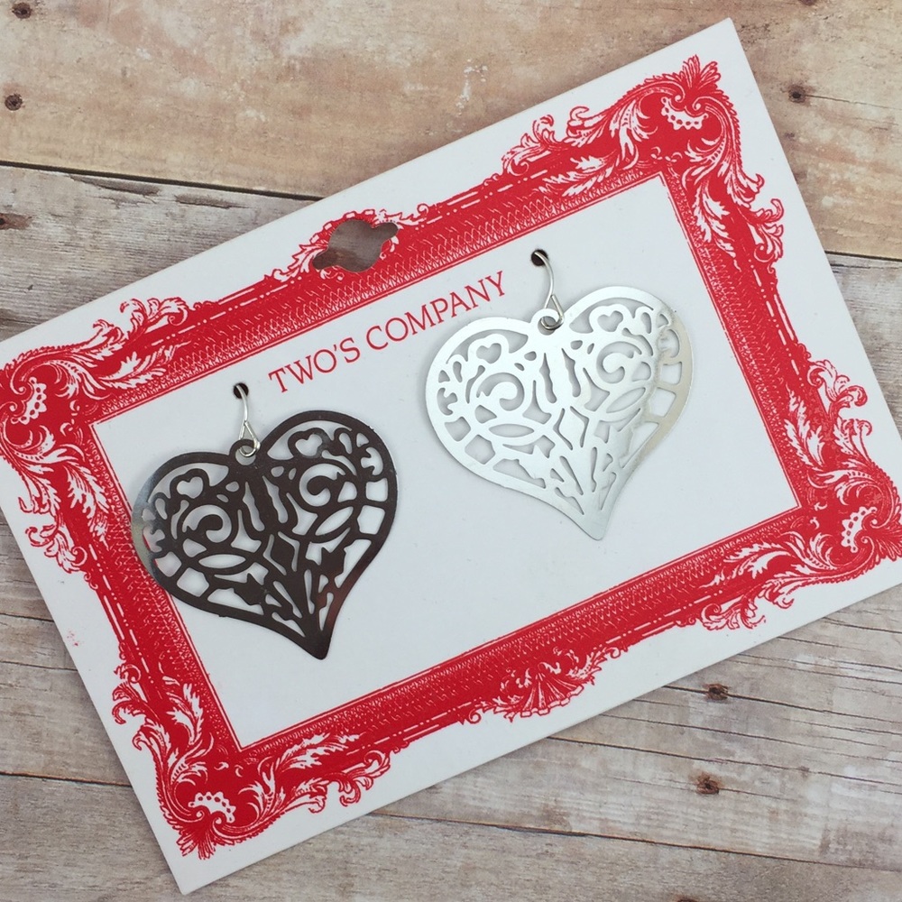 Stunning Silver Tone Heart ❤️Earrings